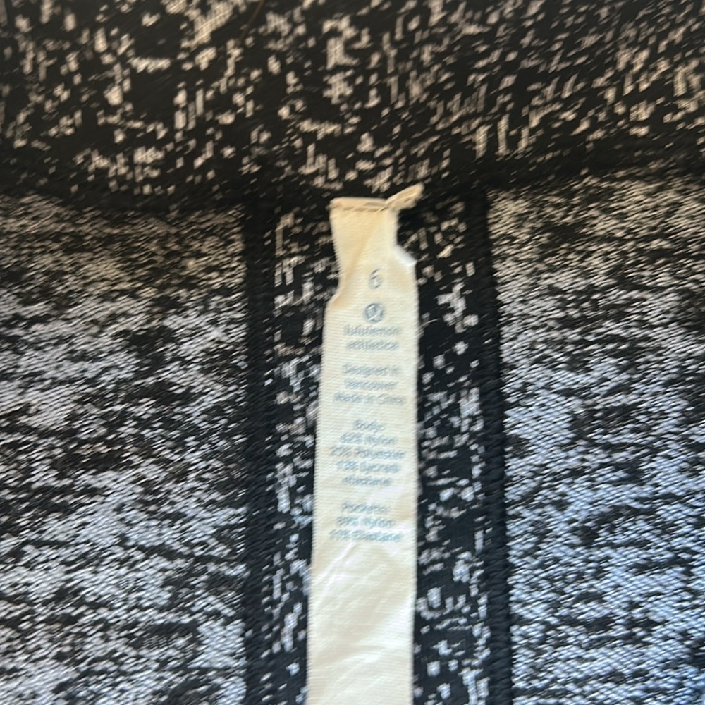 LULU LEMON Women's Define Jacket with Hidden Thumb Holes - Picture 5 of 8